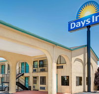 Days Inn by Wyndham Espanola - Accommodation Michigan