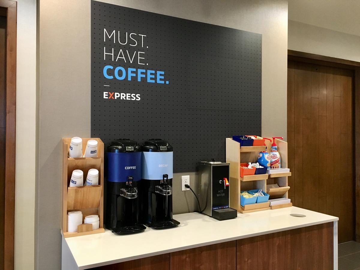 Holiday Inn Express - Grand Island - thumb 10