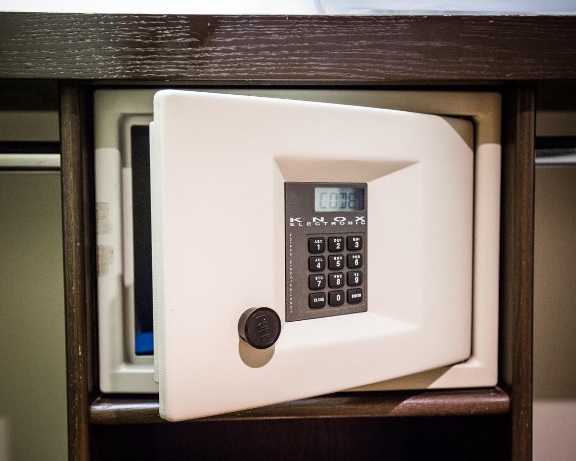 The Belvedere Hotel - thumb 40