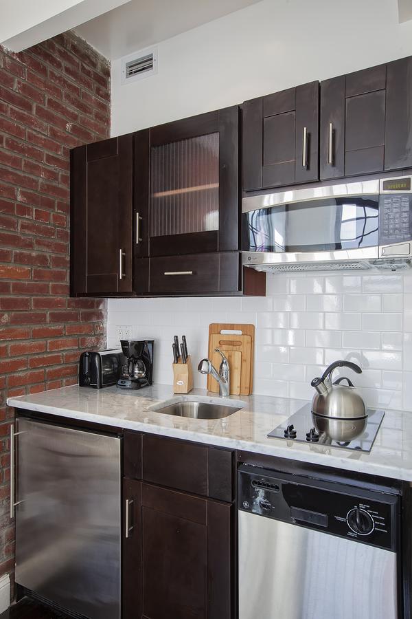 East Village Hotel - thumb 20