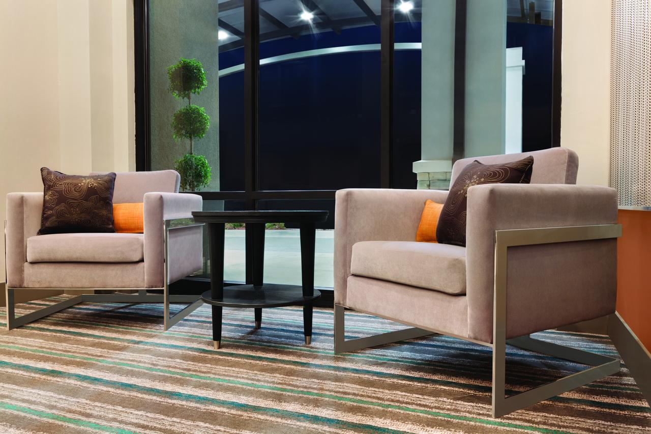 Radisson Hotel Charlotte Airport - thumb 18