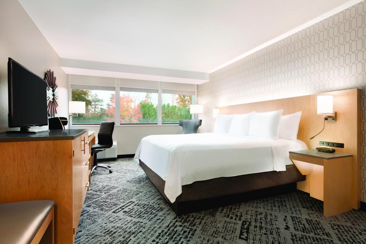 Radisson Hotel Charlotte Airport - thumb 7