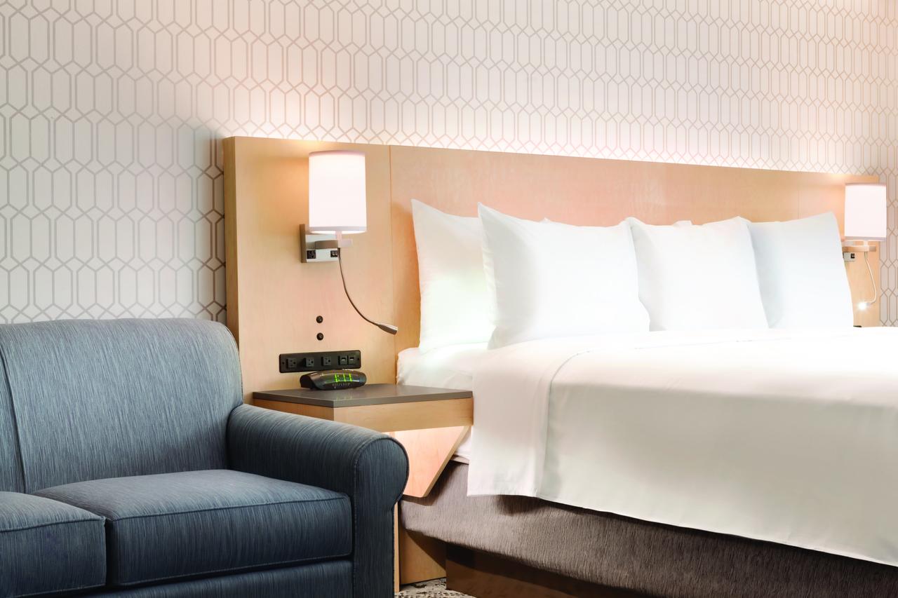 Radisson Hotel Charlotte Airport - thumb 4