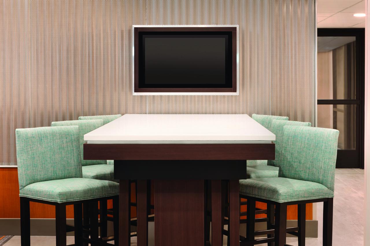 Radisson Hotel Charlotte Airport - thumb 19