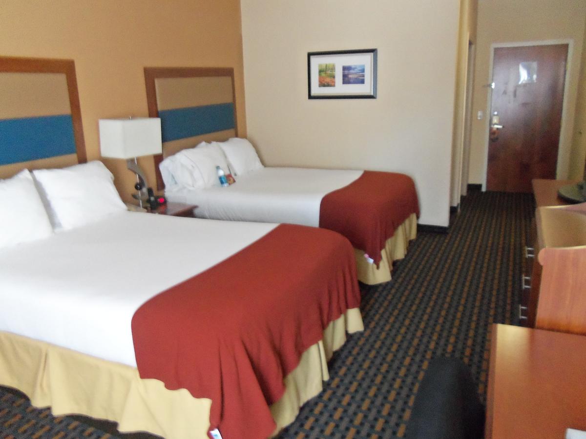 Holiday Inn Express Hotel & Suites Sanford - thumb 28