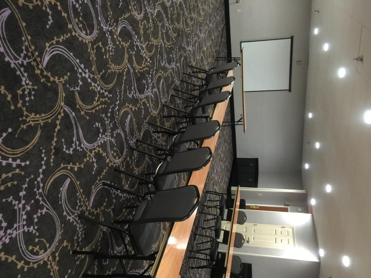 Holiday Inn Express Hotel & Suites Sanford - thumb 3