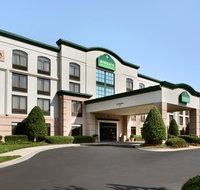 Wingate by Wyndham - Charlotte Airport South I-77 at Tyvola - Accommodation Michigan