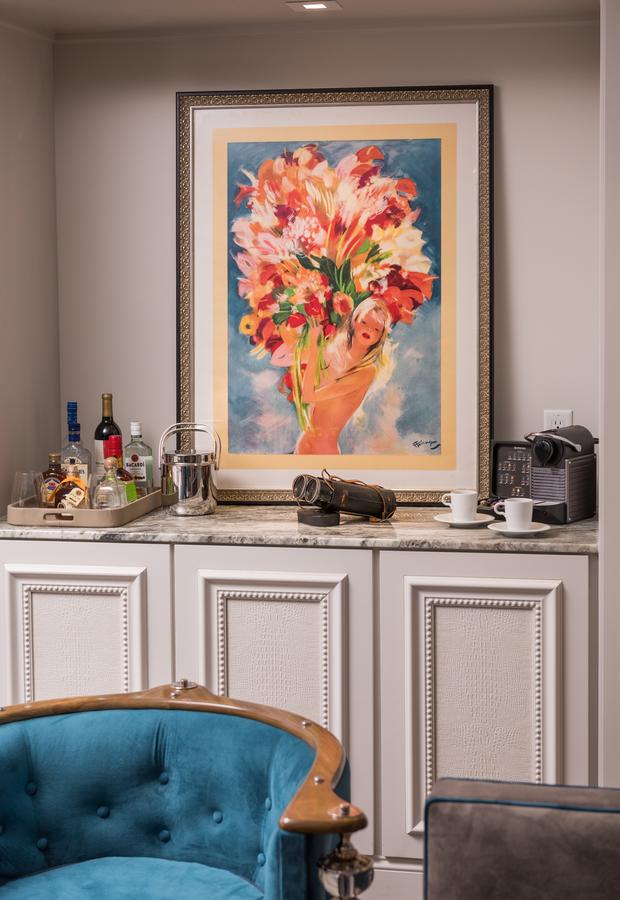 The Ivey's Hotel - thumb 23