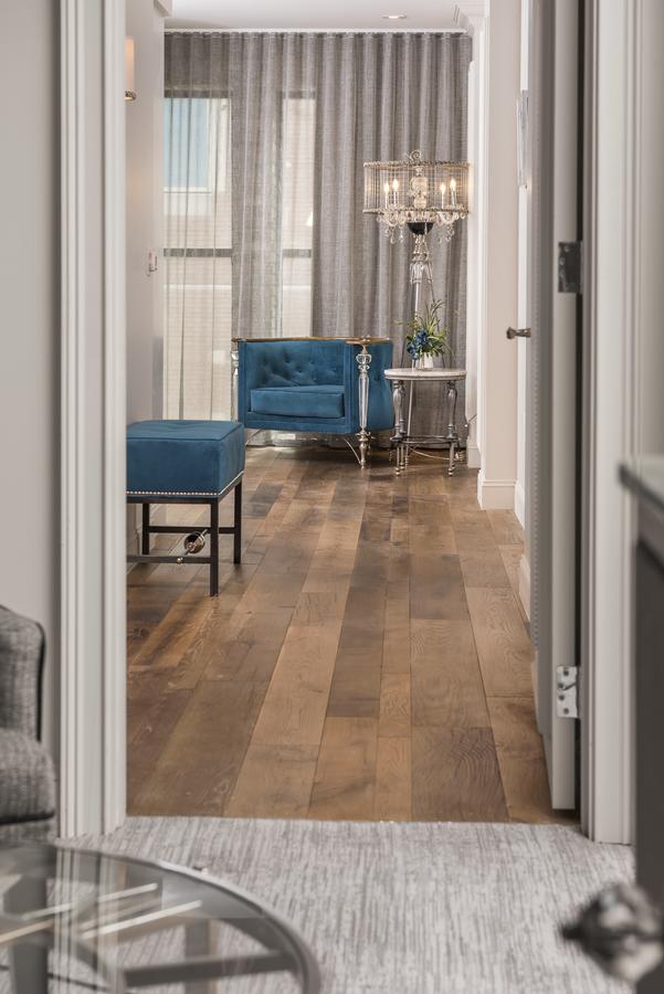 The Ivey's Hotel - thumb 2