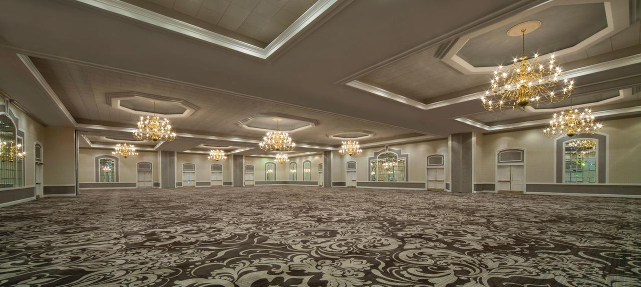 Sheraton Charlotte Hotel - thumb 38