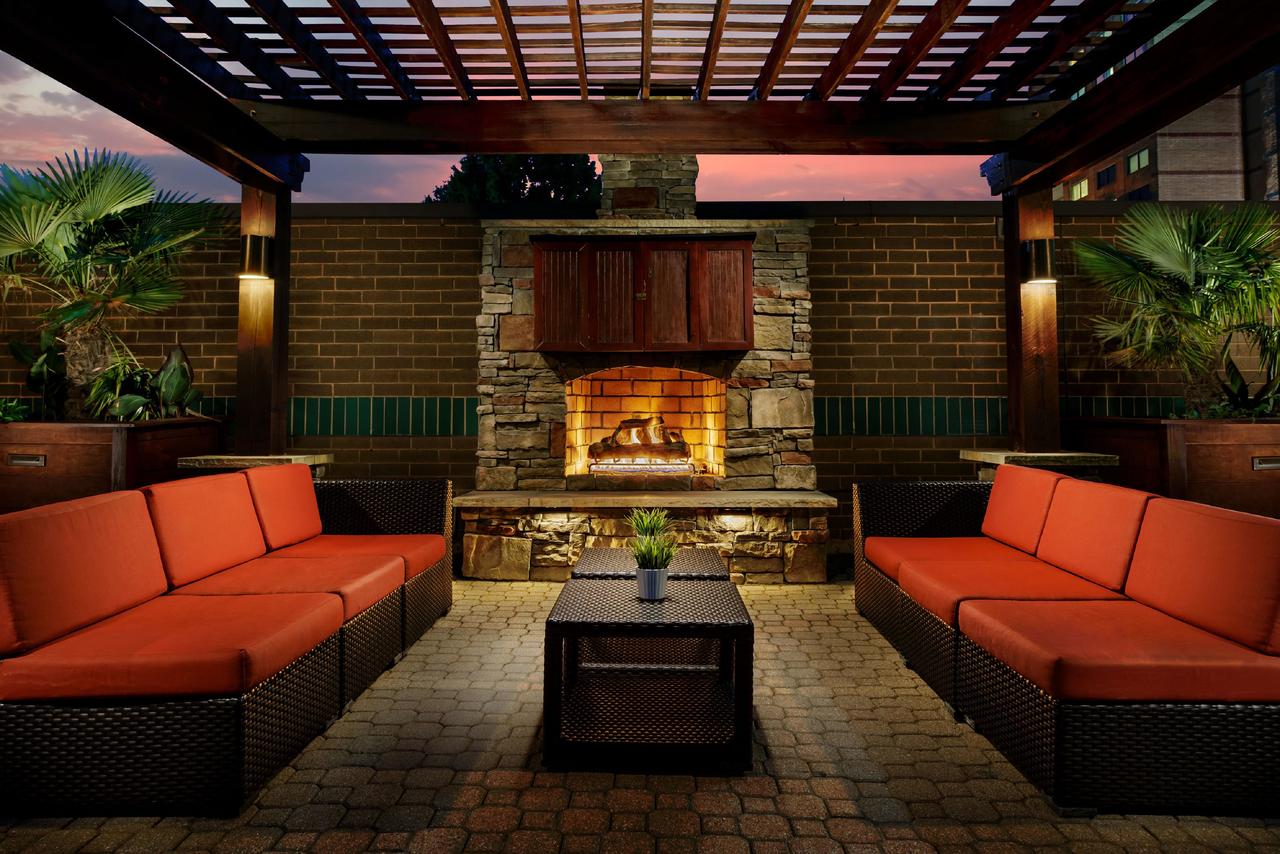 Hilton Charlotte University Place - thumb 5