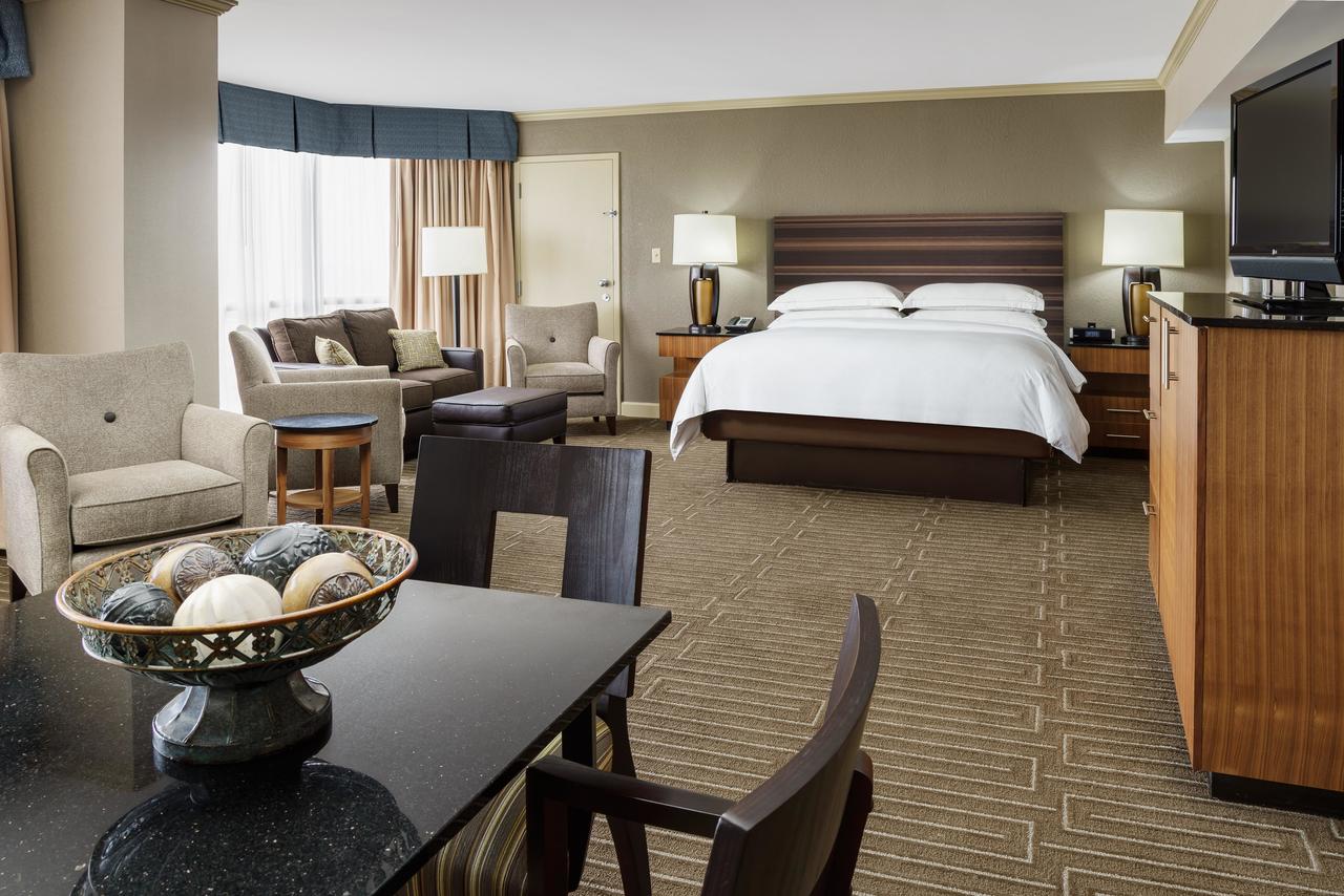 Hilton Charlotte University Place - thumb 20