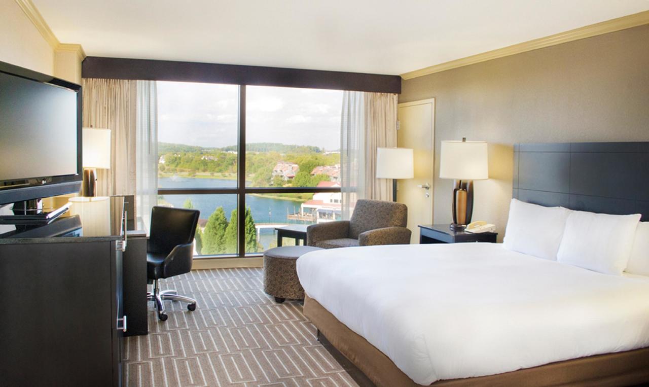 Hilton Charlotte University Place - thumb 14