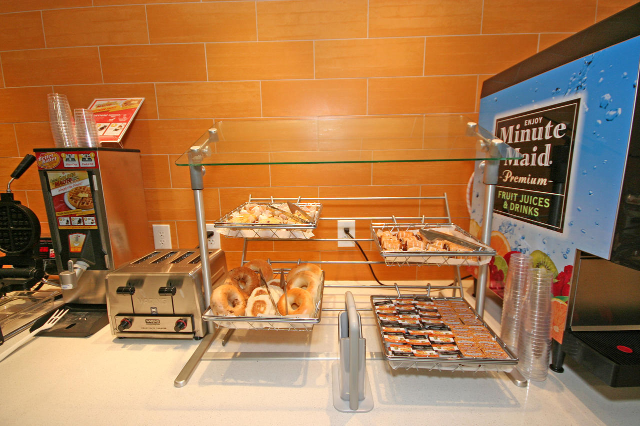 SpringHill Suites Durham Chapel Hill - thumb 5