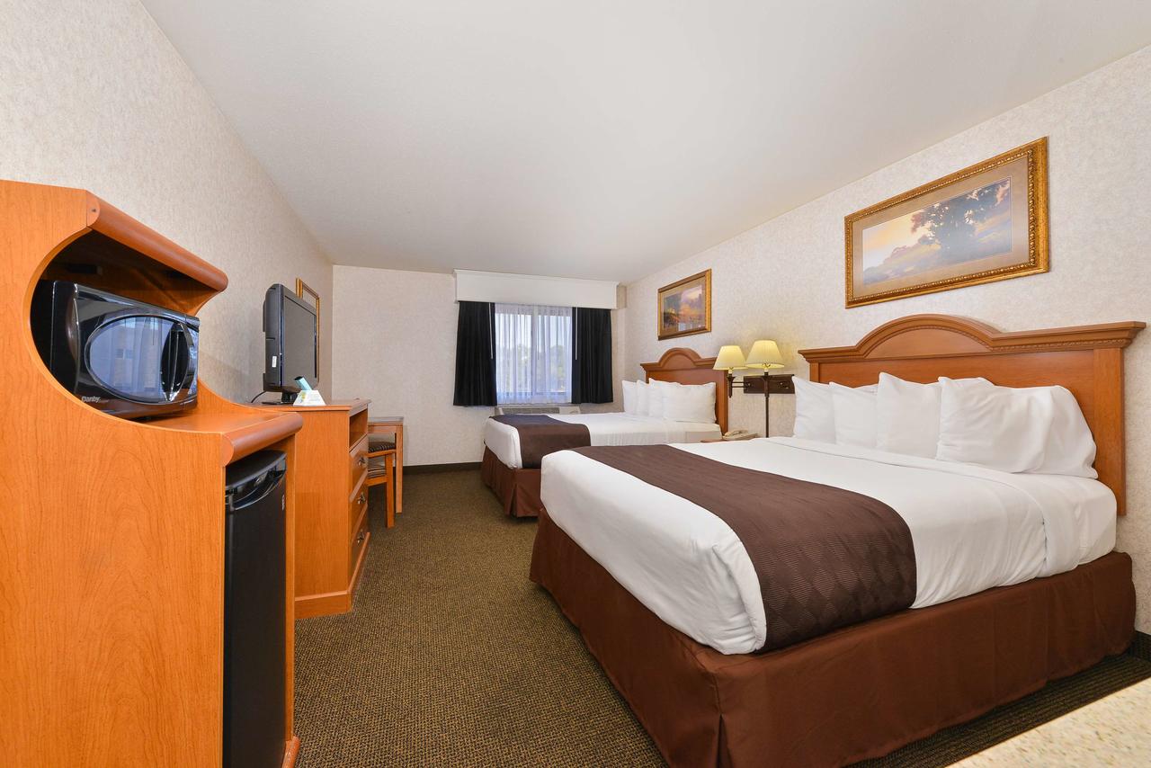 Kelly Inn Minot - thumb 42