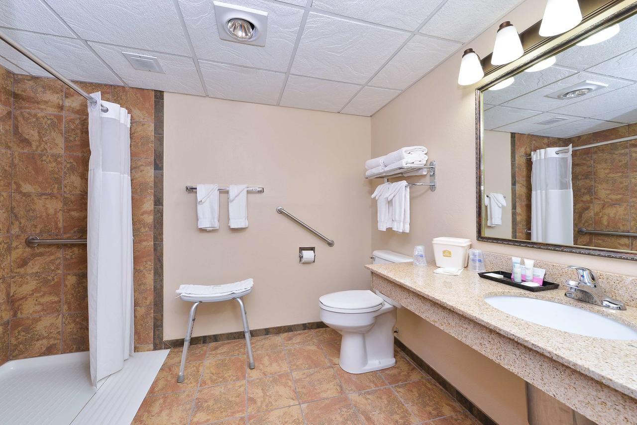 Kelly Inn Minot - thumb 6