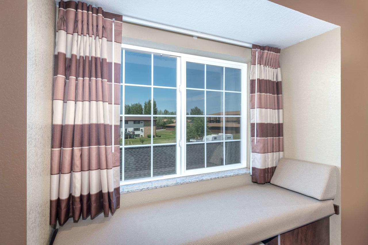 Microtel Inn & Suites By Wyndham Dickinson - thumb 23
