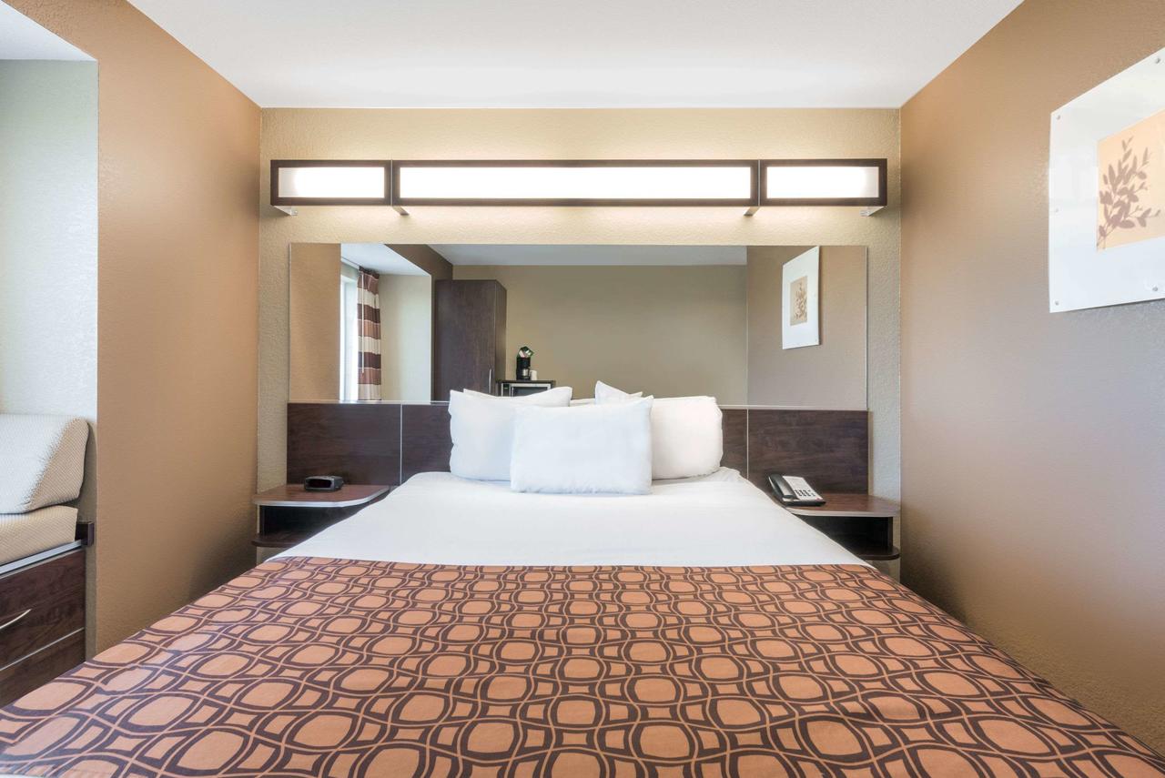 Microtel Inn & Suites By Wyndham Dickinson - thumb 15