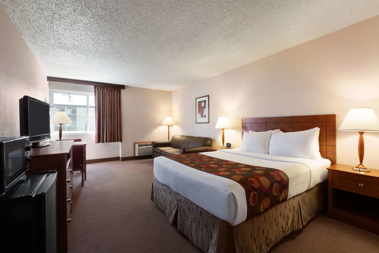 Ramada By Wyndham Bismarck - thumb 32