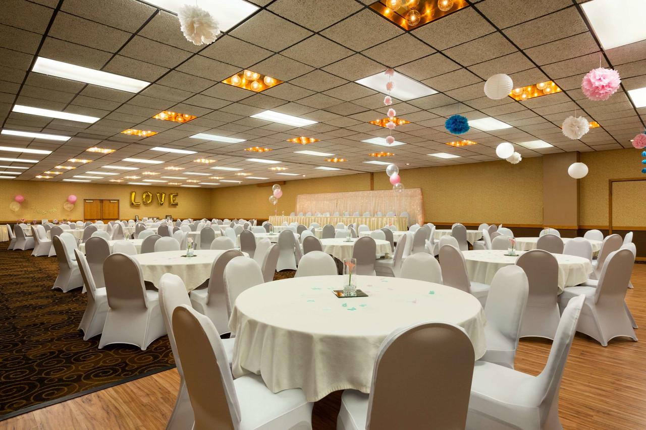 Ramada By Wyndham Bismarck - thumb 27