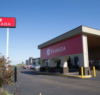 Ramada by Wyndham Bismarck - Accommodation Michigan