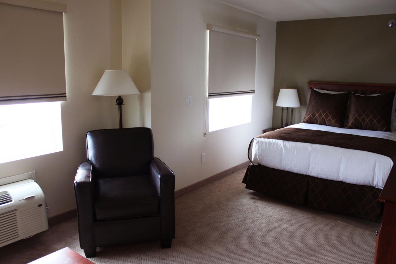 Noble Inn Minot - thumb 31