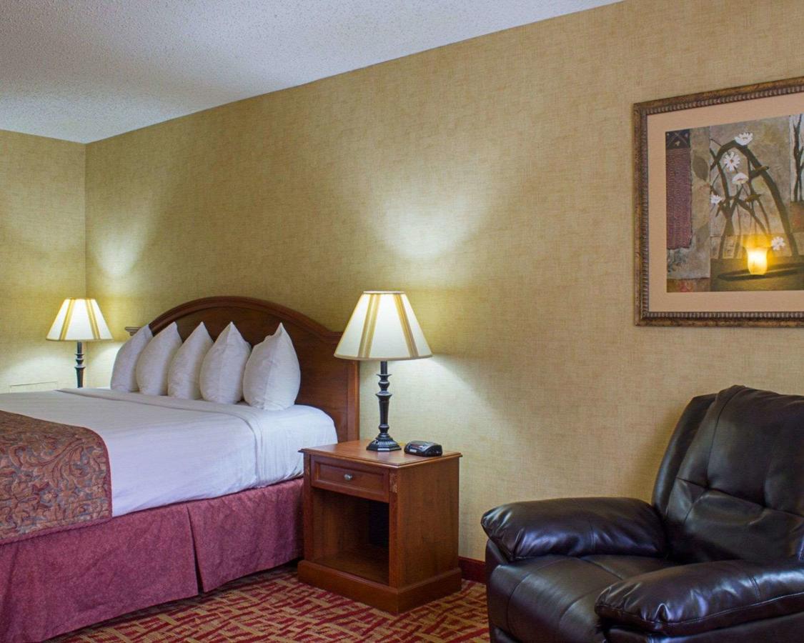 Rodeway Inn Grand Forks - thumb 34