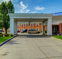 Rodeway Inn Grand Forks - Accommodation Michigan