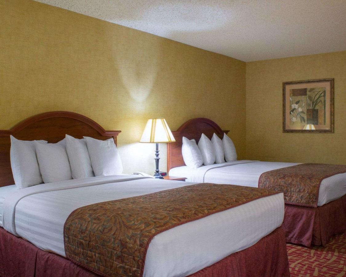 Rodeway Inn Grand Forks - thumb 36