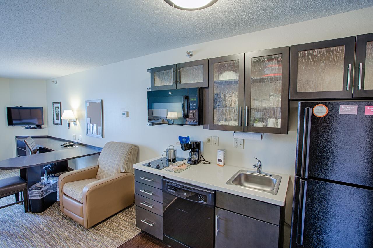 Candlewood Suites Fargo-North Dakota State University - thumb 12