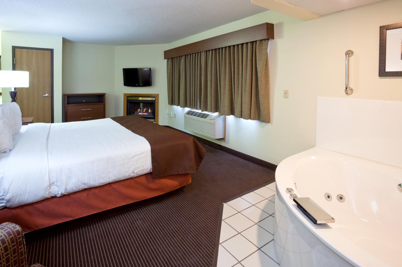AmericInn By Wyndham Bismarck - thumb 14