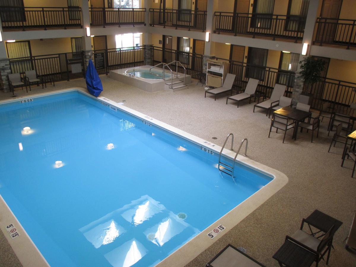 Best Western Harvest Inn & Suites - thumb 25