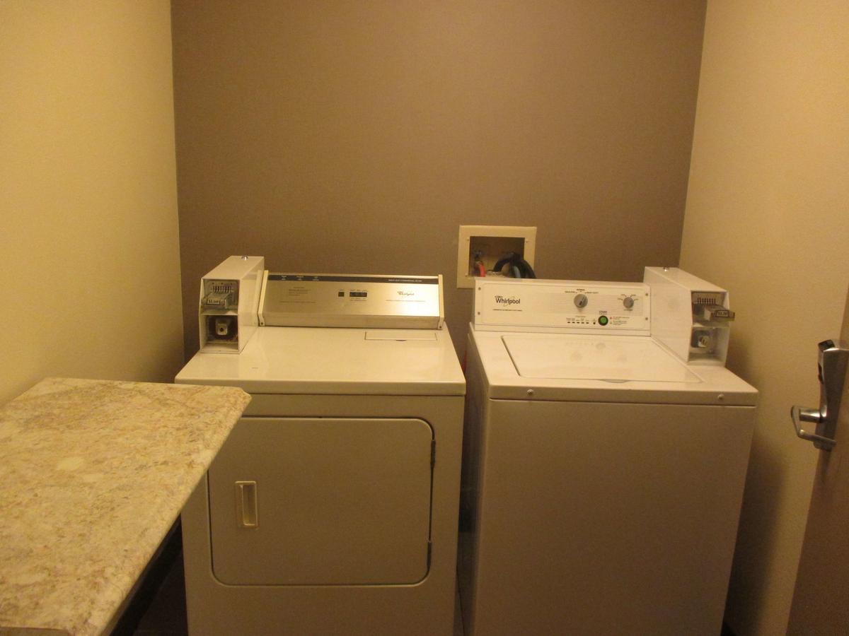 Best Western Harvest Inn & Suites - thumb 23