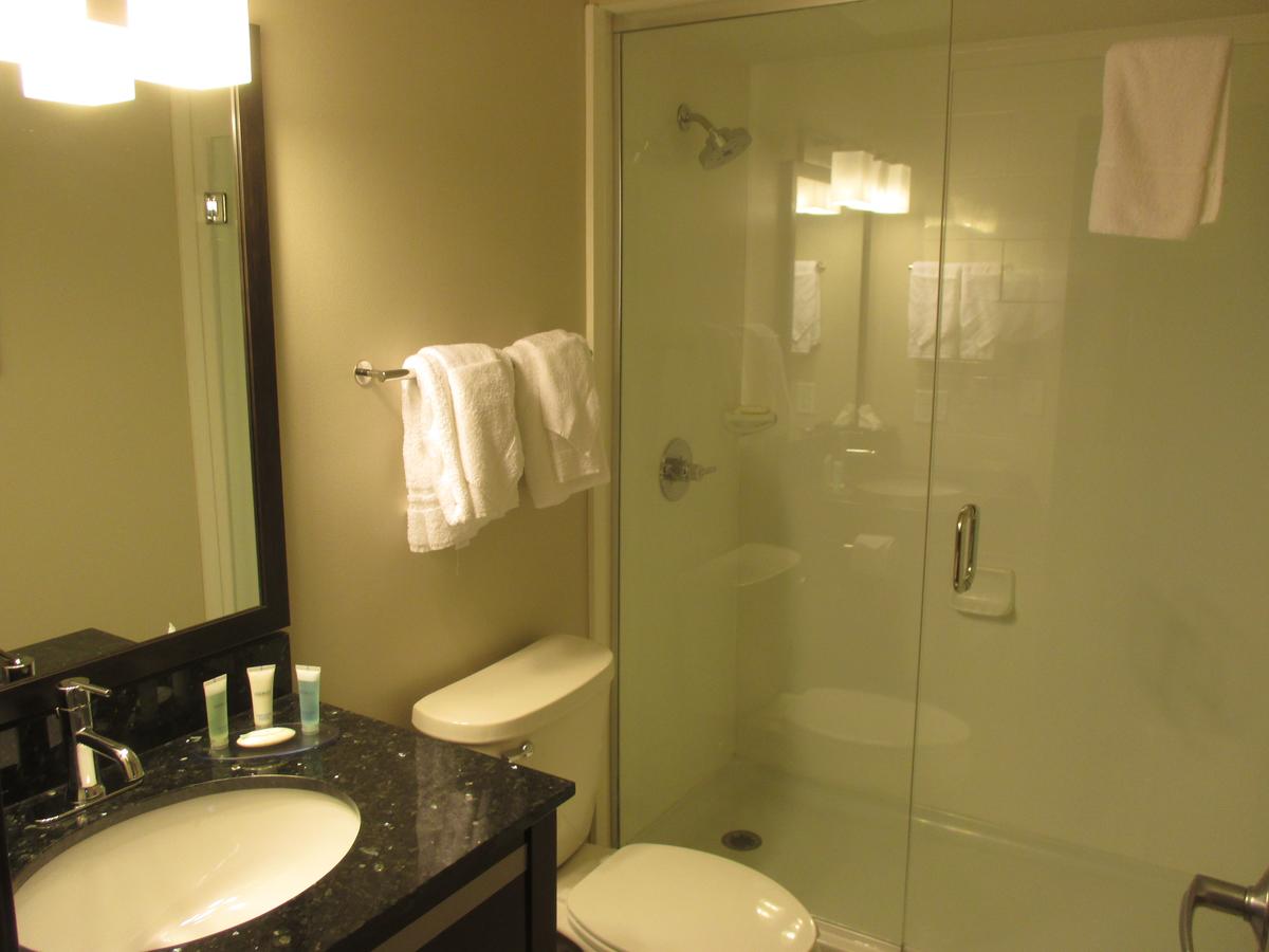 Best Western Harvest Inn & Suites - thumb 1