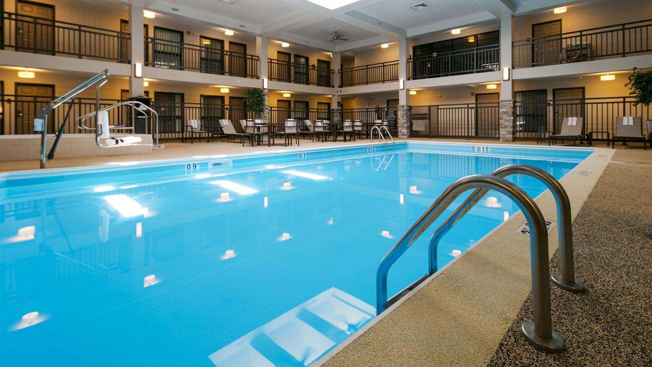 Best Western Harvest Inn & Suites - thumb 40