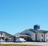 Cobblestone Inn and Suites - Bottineau - Accommodation Michigan