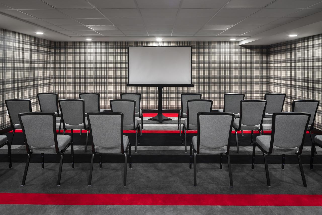 Graduate Columbus - thumb 10