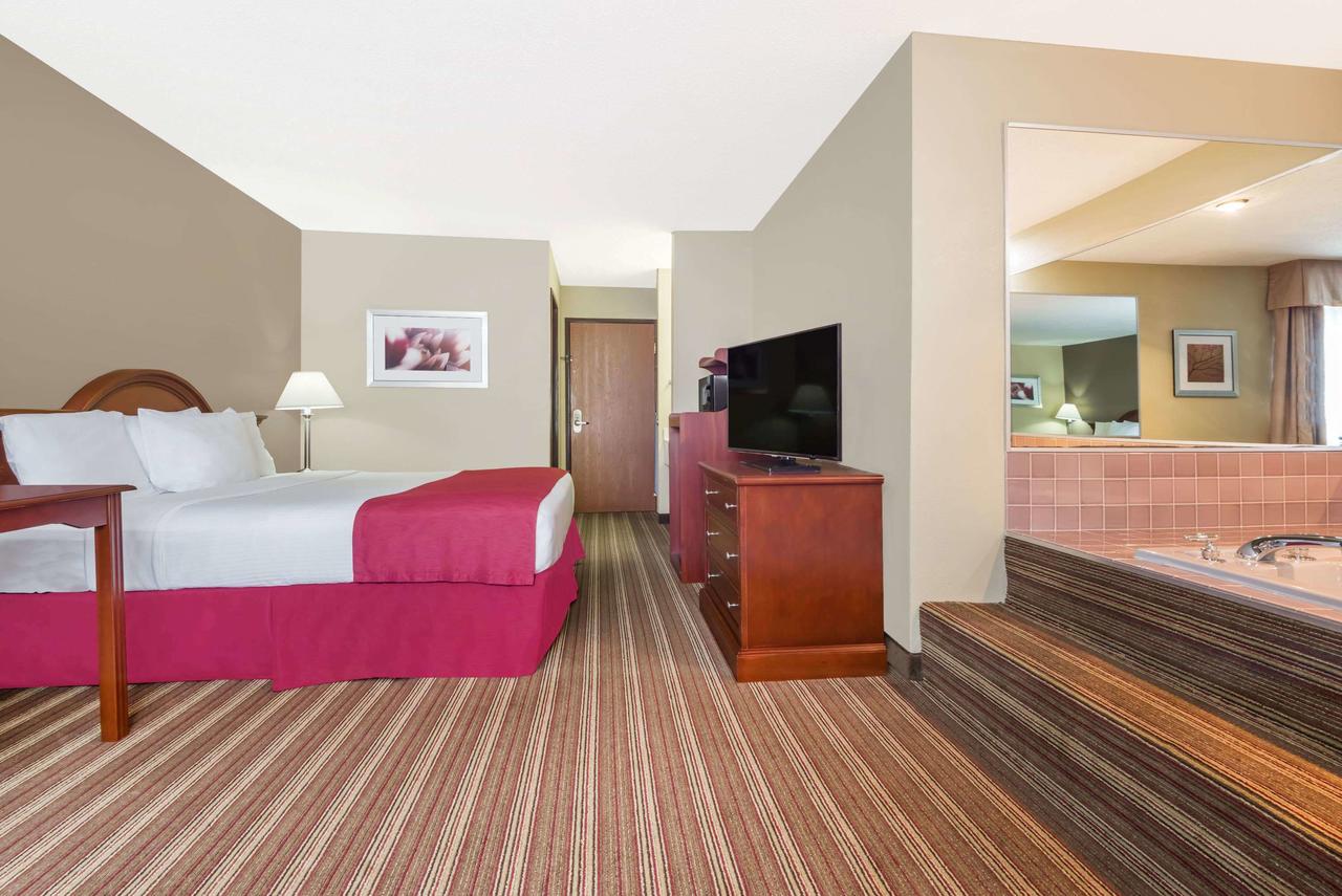 Baymont By Wyndham Athens - thumb 14