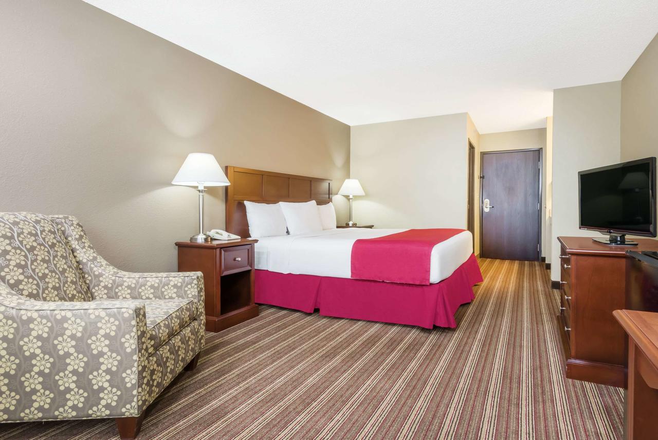 Baymont By Wyndham Athens - thumb 10