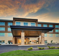 Holiday Inn Express  Suites Findlay North - Accommodation Michigan