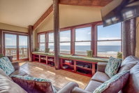 A Beach Treehouse Accommodation Michigan