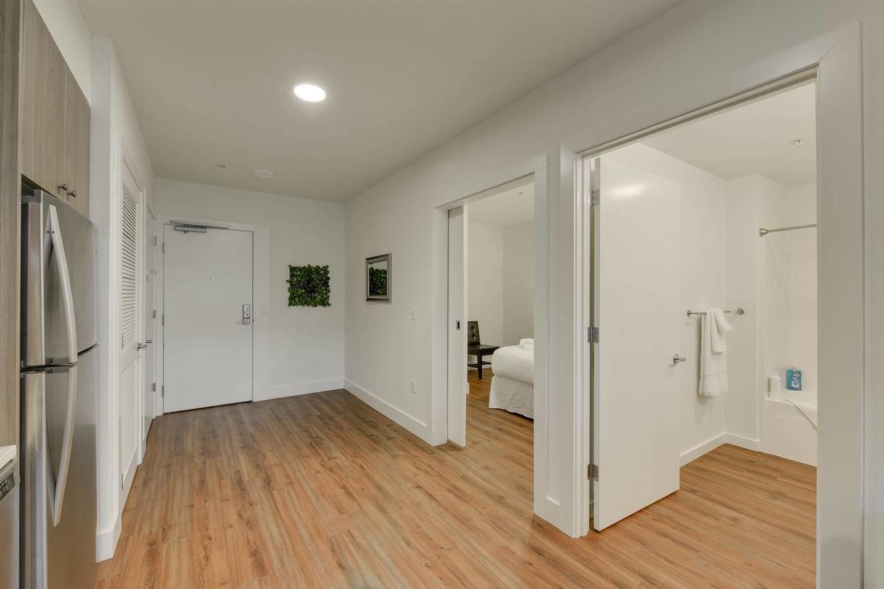 Pristine 2br In Fab Portland Neighborhood - thumb 8