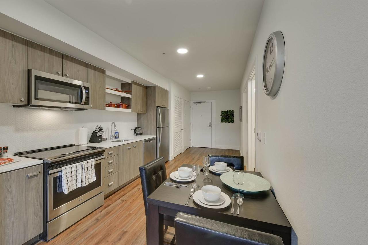 Pristine 2br In Fab Portland Neighborhood - thumb 5