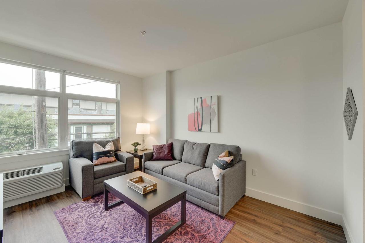 Pristine 2br In Fab Portland Neighborhood - thumb 10