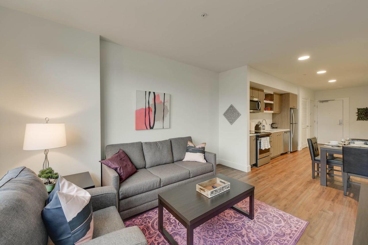 Pristine 2br In Fab Portland Neighborhood - thumb 4