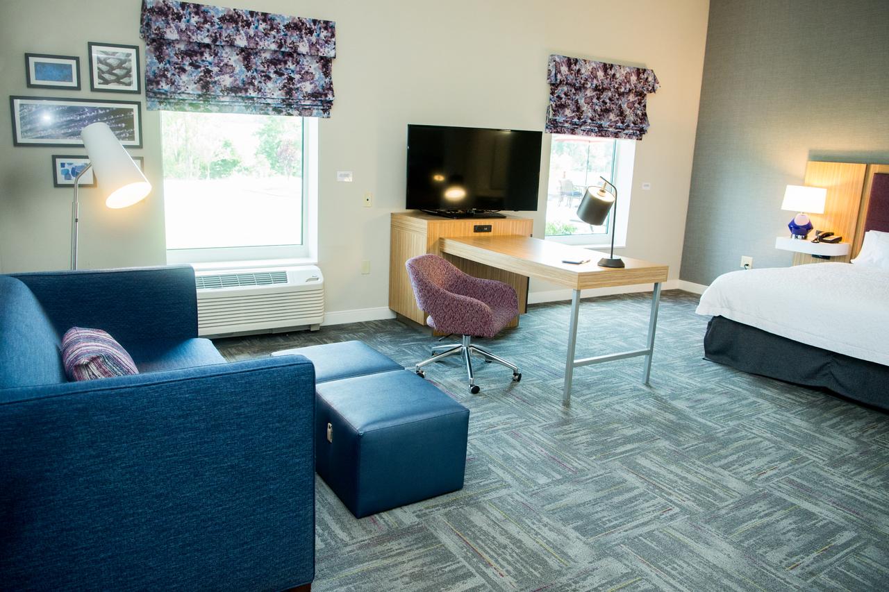 Hampton Inn & Suites Warrington Horsham - thumb 19