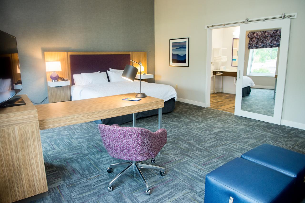 Hampton Inn & Suites Warrington Horsham - thumb 22