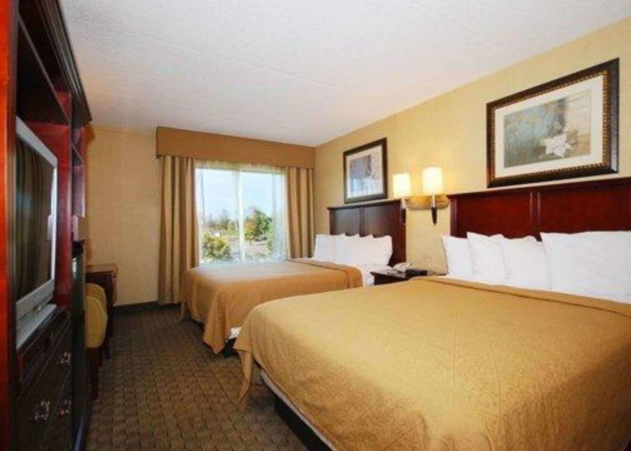 Quality Inn & Suites Bensalem - thumb 8