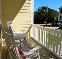 Summer's Den Home - Accommodation Michigan