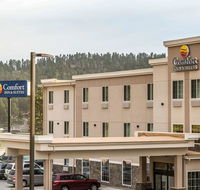 Comfort Inn  Suites Near Mt. Rushmore - Accommodation Michigan